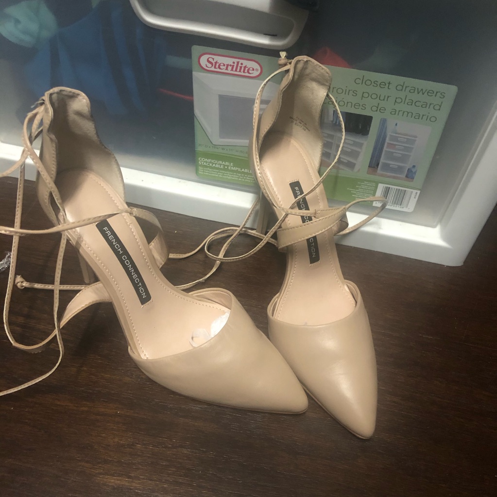 French Connection Pointy Toe Stiletto Toe Pumps